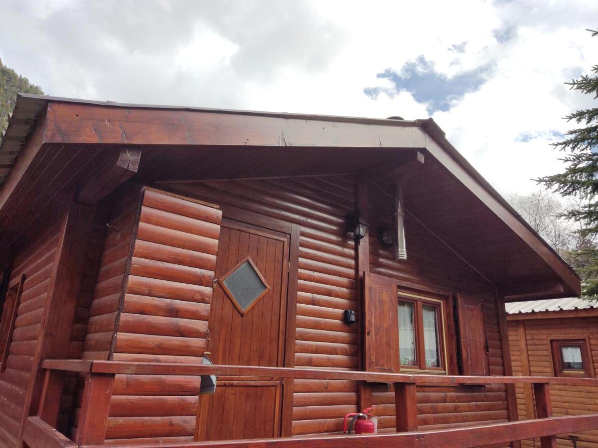 クラヴィエーレ Chalet Del Sorrisoヴィラ エクステリア 写真